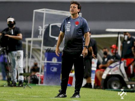 Após não subir, diretor de futebol e Fernando Diniz deixam o Vasco