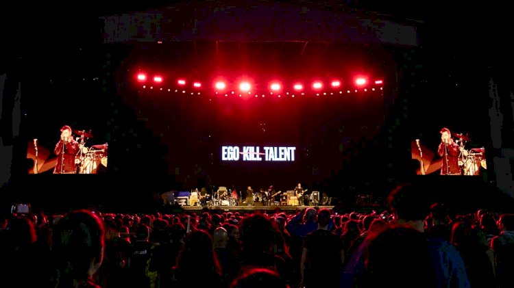 Ego Kill Talent demonstra estar em casa em show de abertura do Metallica em São Paulo